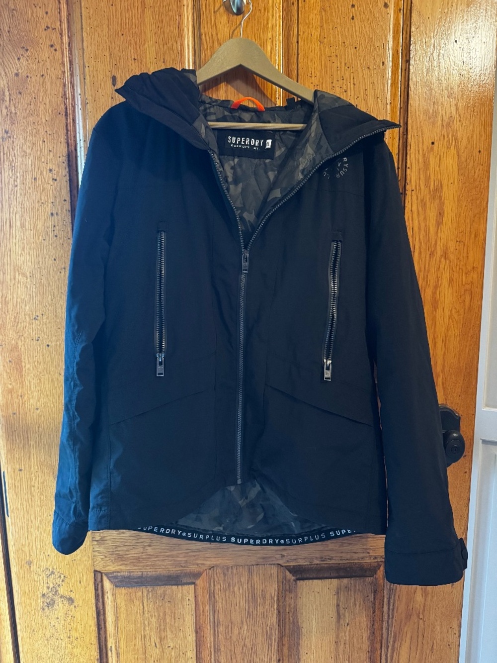 Superdry Surplus NY Women's XL Hooded Utility Jacket Black Quilted Camo Lined